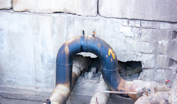 Best Water damage restoration specialists  in Country Knolls, NY